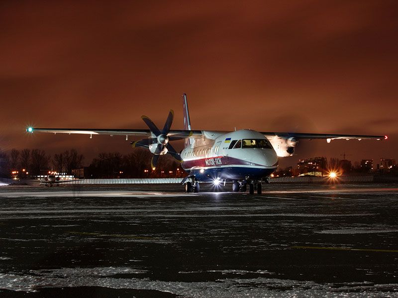 Ан-140 Мотор Сич. Фото - Дмитрий Карпезо 