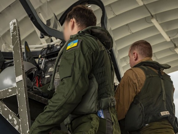 Франція готує українські екіпажі для винищувачів Mirage 2000-5F