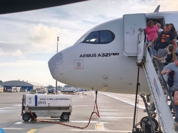 Літак, що виконував рейс для SkyUp Airlines, пошкодило градом після зльоту в Польщі