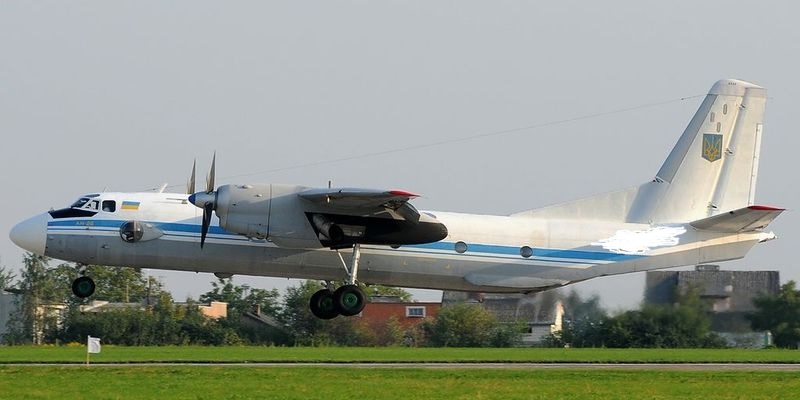 СМИ: украинский самолет совершил вынужденную посадку на севере Египта