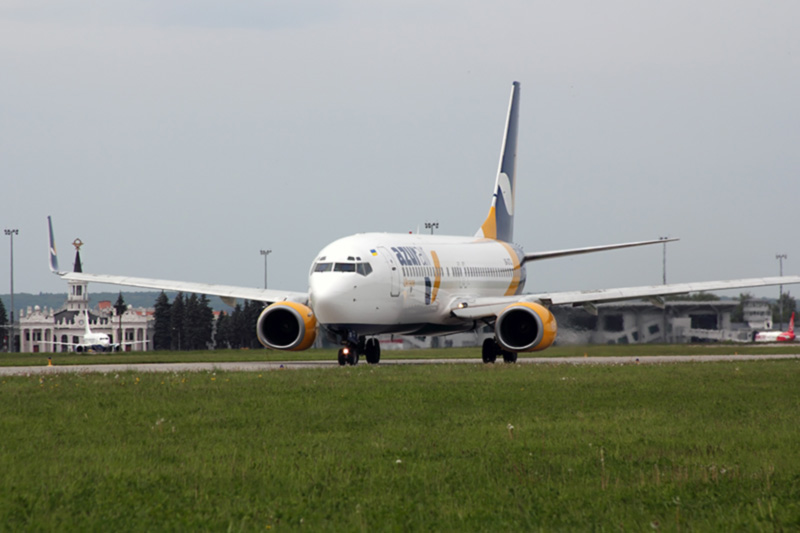 Azur Air Ukraine - 2019: десятилетний юбилей и рост пассажиропотока