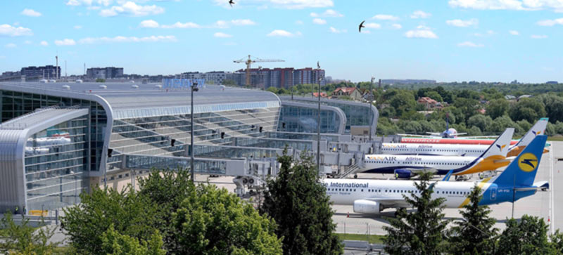 Аэропорт Львов возобновил работу