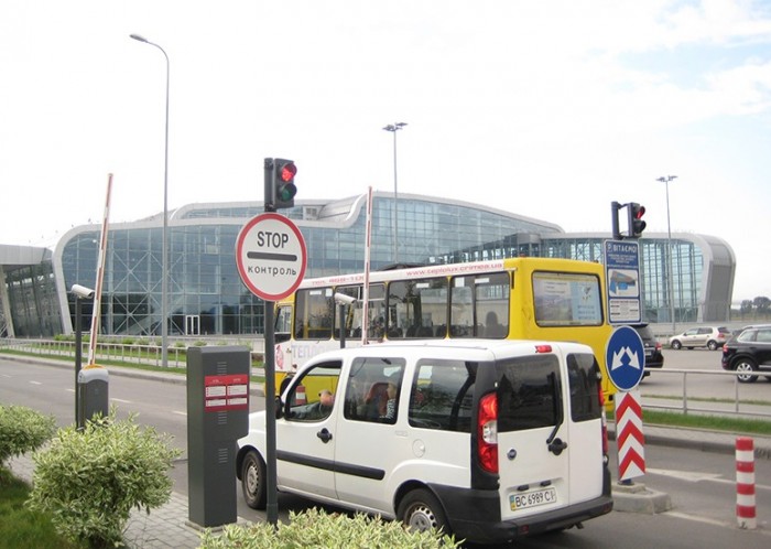 Львовский горсовет поддержит передачу аэропорта в коммунальную собственность