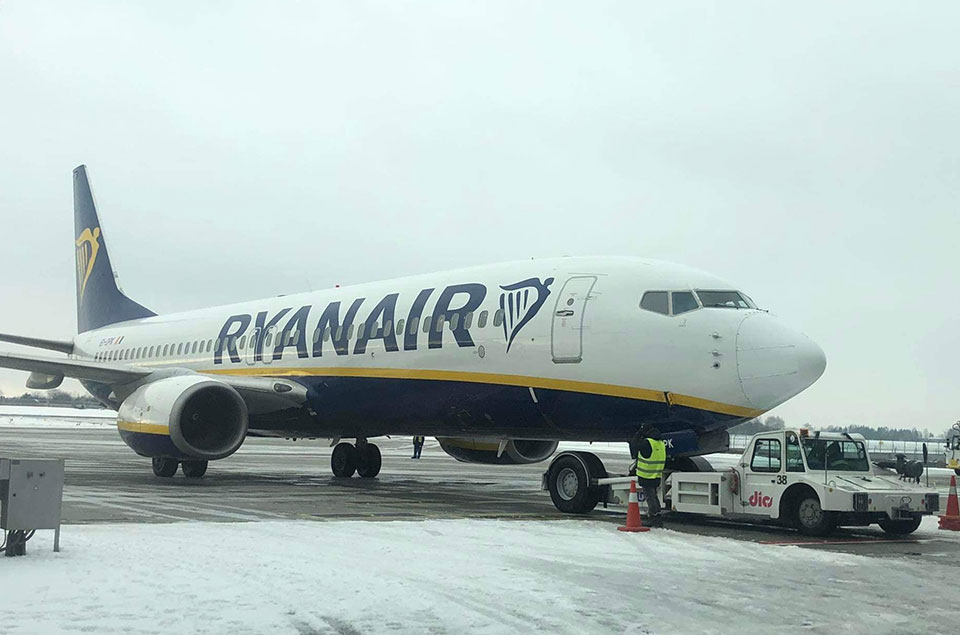 Ryanair наймає український персонал в очікуванні повернення після війни