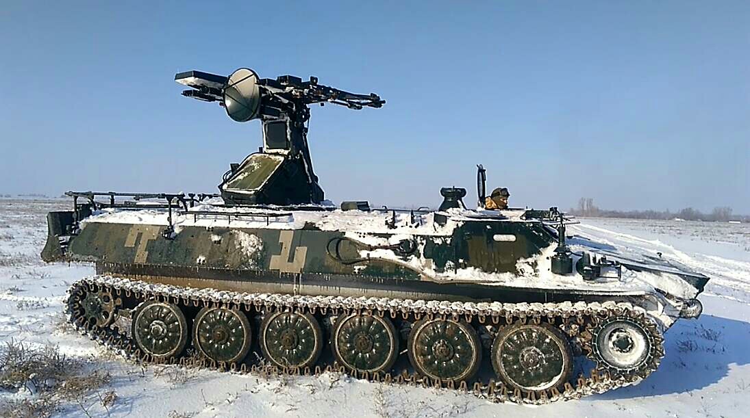 Ракетчики во время марша прикрывали артиллеристов от условного удара с воздуха