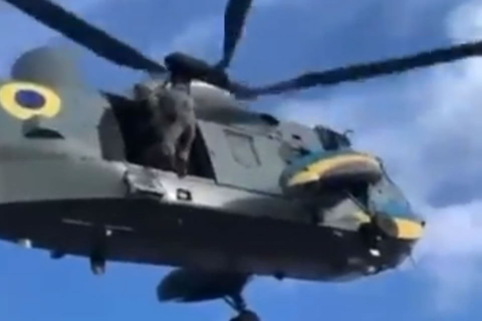 Sea King з Британії прибув в Україну