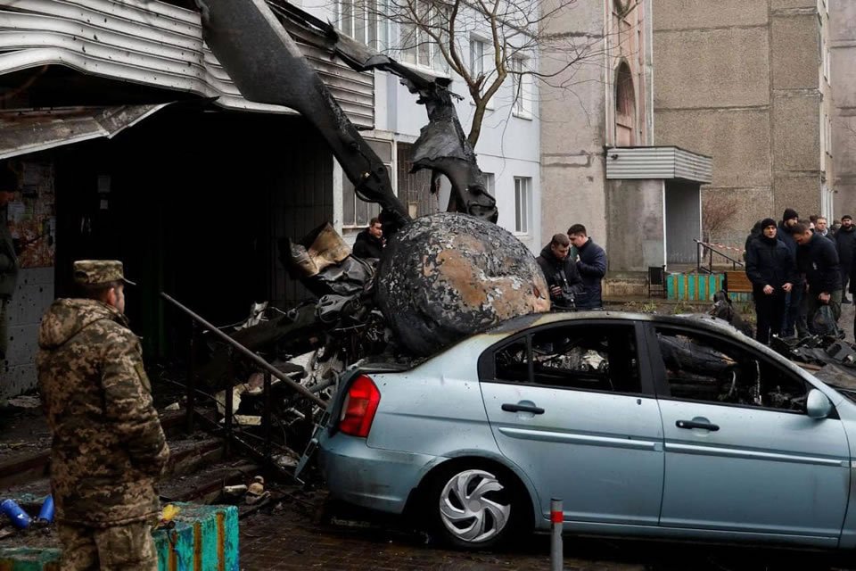 В Броварах розбився вертоліт ДСНС