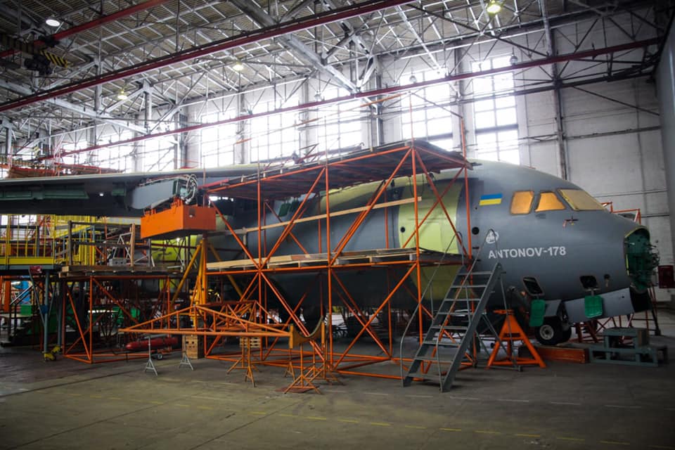 ГП Антонов закупил более 20 тонн полуфабрикатов из титановых сплавов для новых самолетов