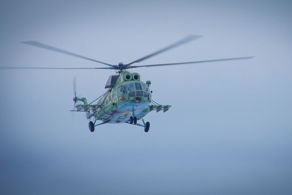 В Харьковской области военные авиаторы провели летную смену в сложных метеоусловиях