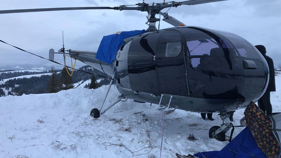 В Закарпатье задержан вертолет с контрабандой