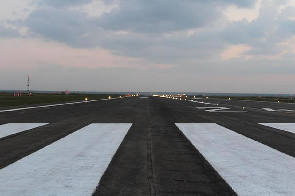 Україна працює над відновленням роботи одного з аеропортів