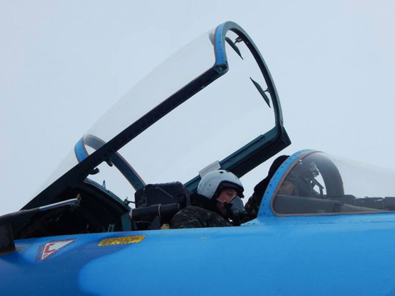 Курсанты Харьковского национального университета Воздушных Сил перенимают опыт миргородских летчиков-истребителей