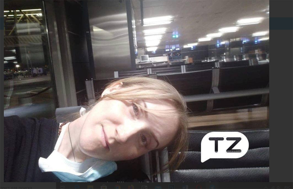 Две украинки уже третий день живут в аэропорту Стамбула