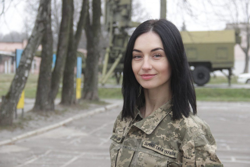 Сопровождаем до пятидесяти целей в воздухе каждую секунду - помощник оперативного дежурного  Калиновская