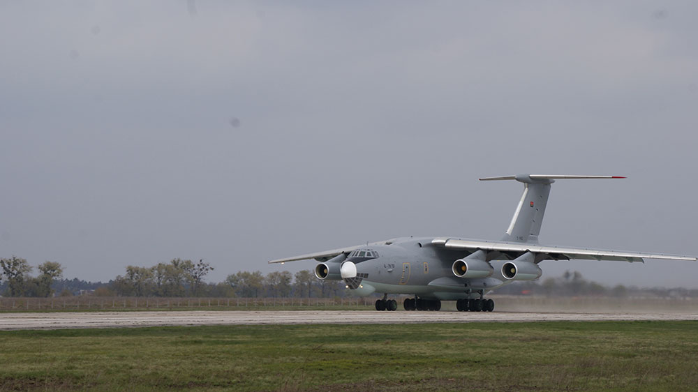 Самолет Ил-76 из Анголы после техобслуживания в Белой Церкви отправился  домой