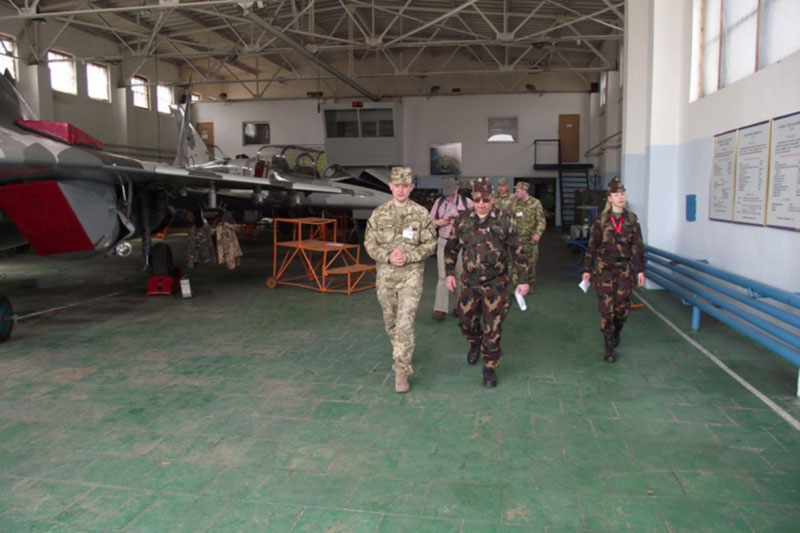 Инспекционная группа посетила бригаду тактической авиации ВК «Центр»