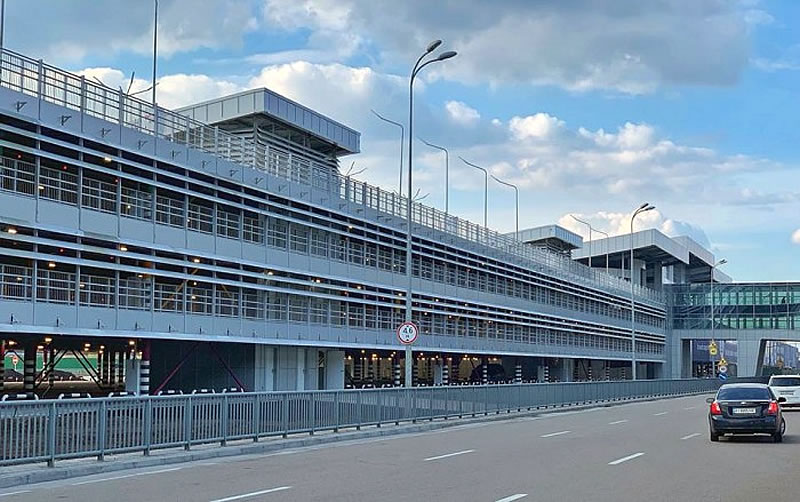 Борисполь тестирует паркинг у терминала D