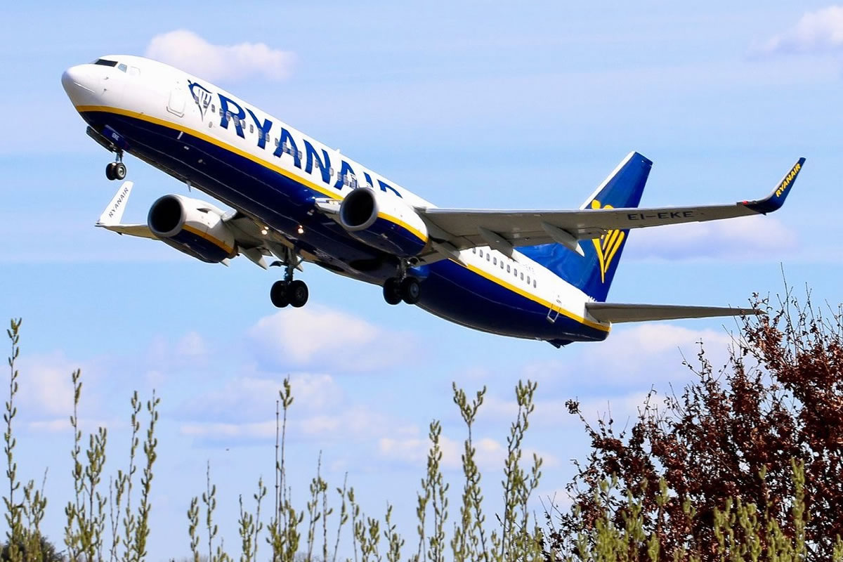 Ryanair добавила в расписание рейсы из Львова в Пафос