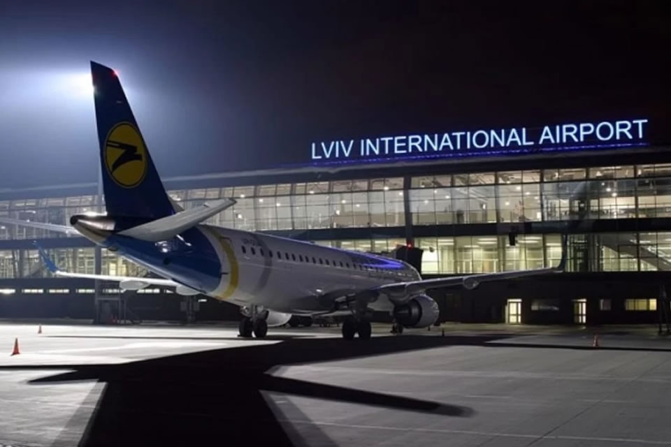 У Львові вважають, що аеропорт можливо буде відкрити
