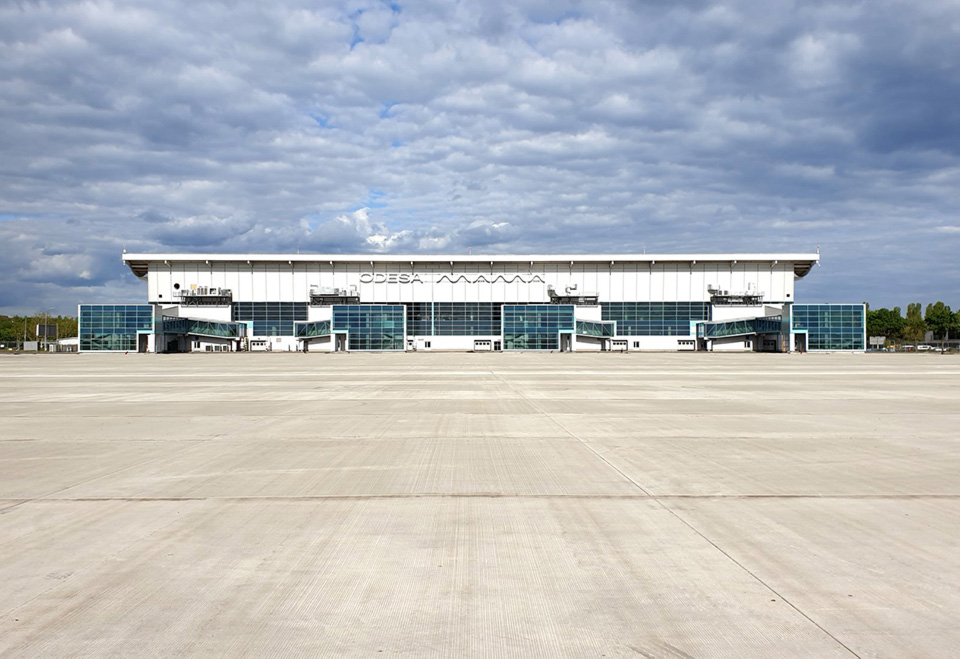 Взлетная полоса аэропорта Одесса почти готова