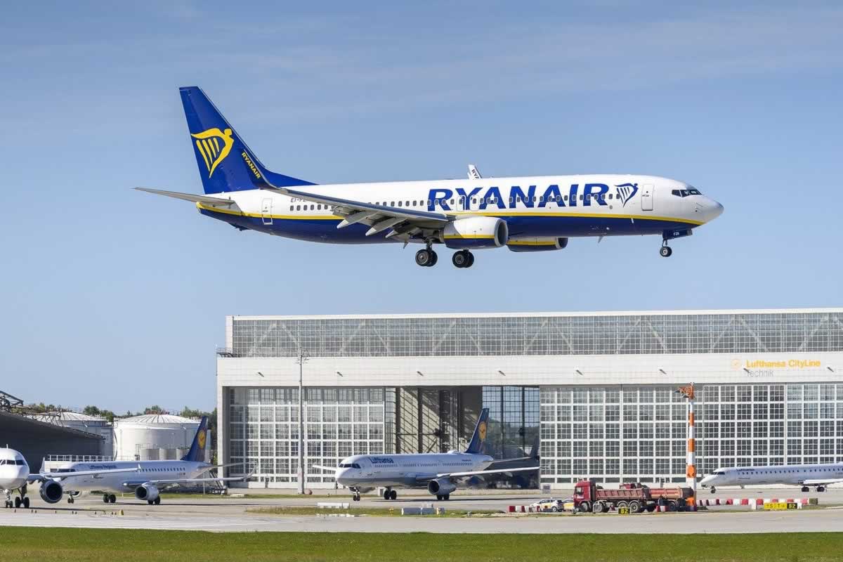 Ryanair осуждает инцидент со своим лайнером