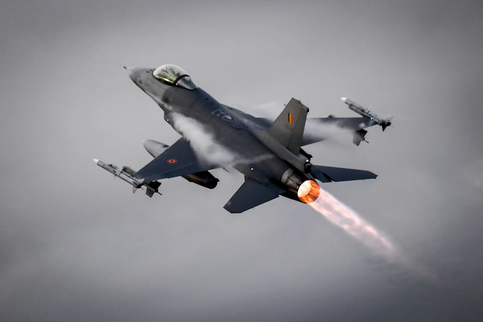 Бельгія надасть свої F-16 для навчання українських пілотів