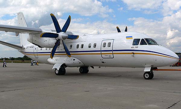 Утвержден проект договора с Казахстаном о выпуске Ан-140-100 и Ан-158