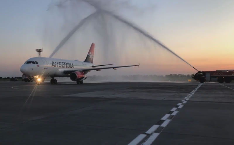 Первый рейс Air Serbia встретили в Борисполе