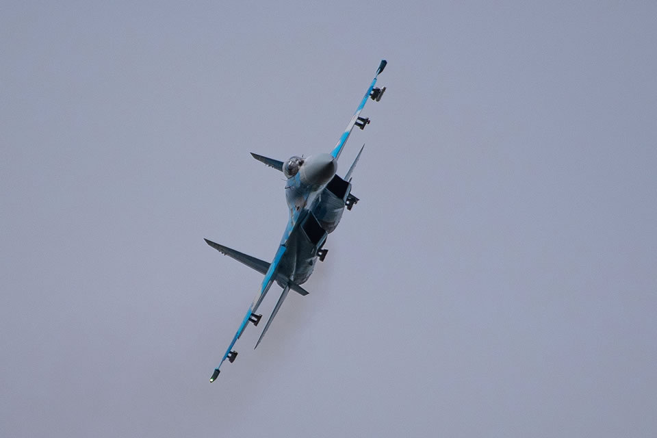 Миргородские пилоты совершенствовали навыки прикрытия объектов и преодоления обороны противника