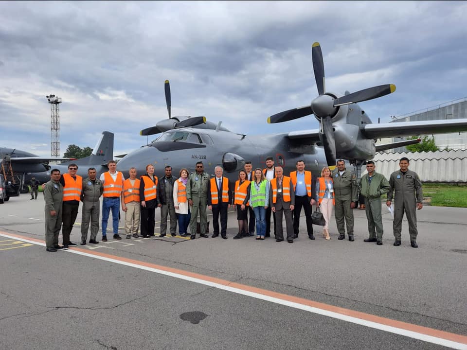 Ан-32 Шри-Ланки отправились домой