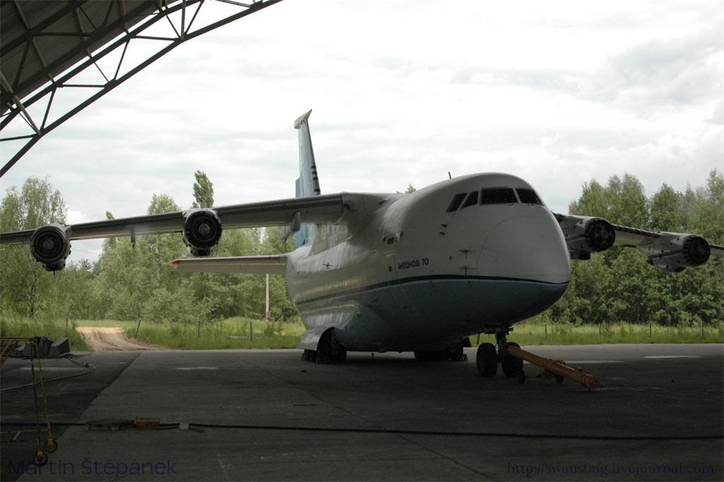Возможный объем заказов на самолет Ан-70 составляет 60 машин