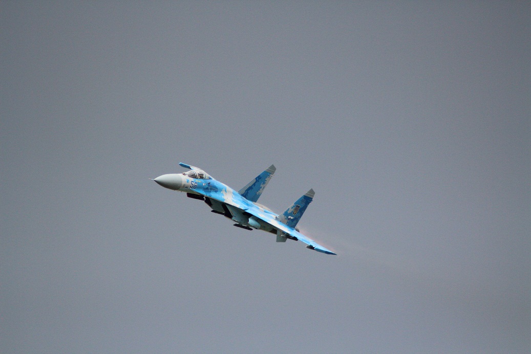 Воздушные силы Украины обновят 10 истребителей Су-27