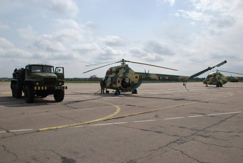 Продолжается летная практика курсантов-вертолетчиков