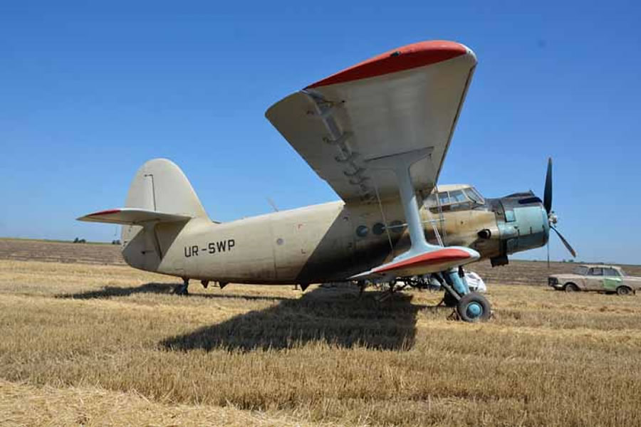 Ан-2 распугивал зверей в Аскании-Нова