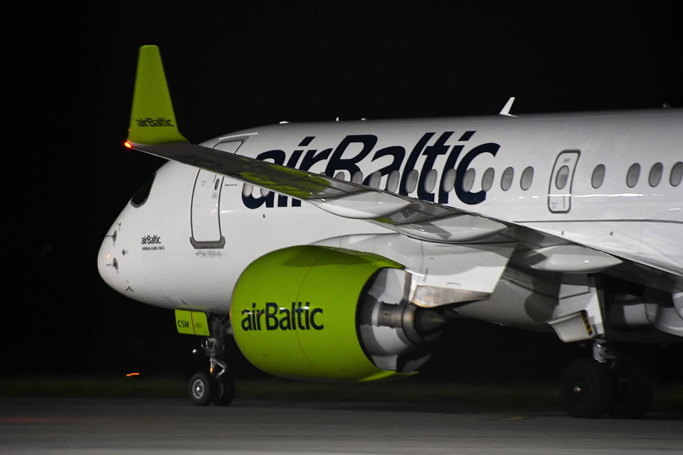 Air Baltic начала выполнять авиарейсы из Риги во Львов