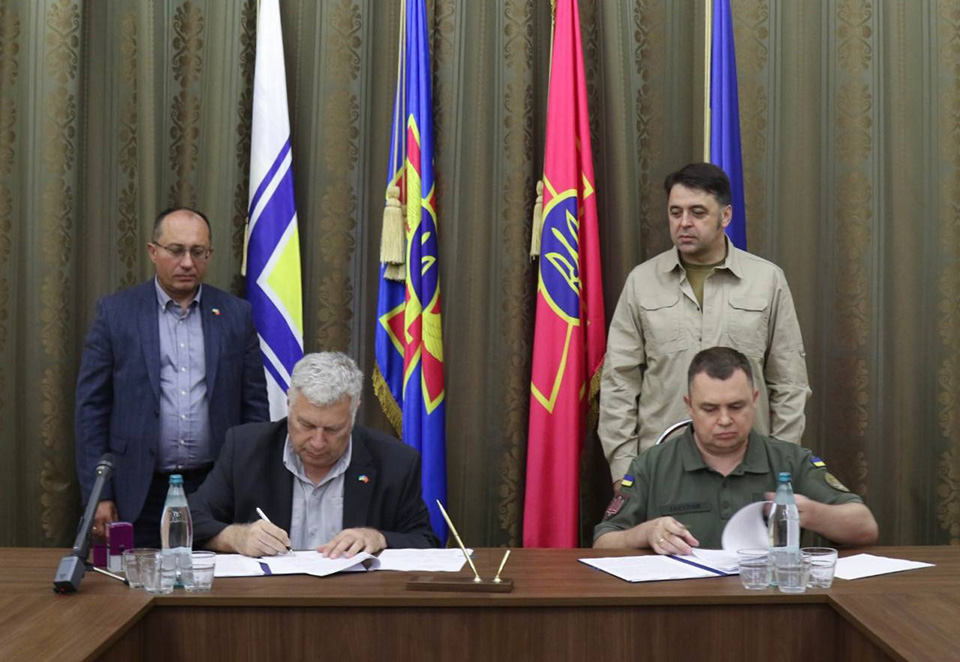 Міноборони та BAYKAR MAKINA уклали договір про будівництво в Україні сервісного центру з ремонту безпілотників