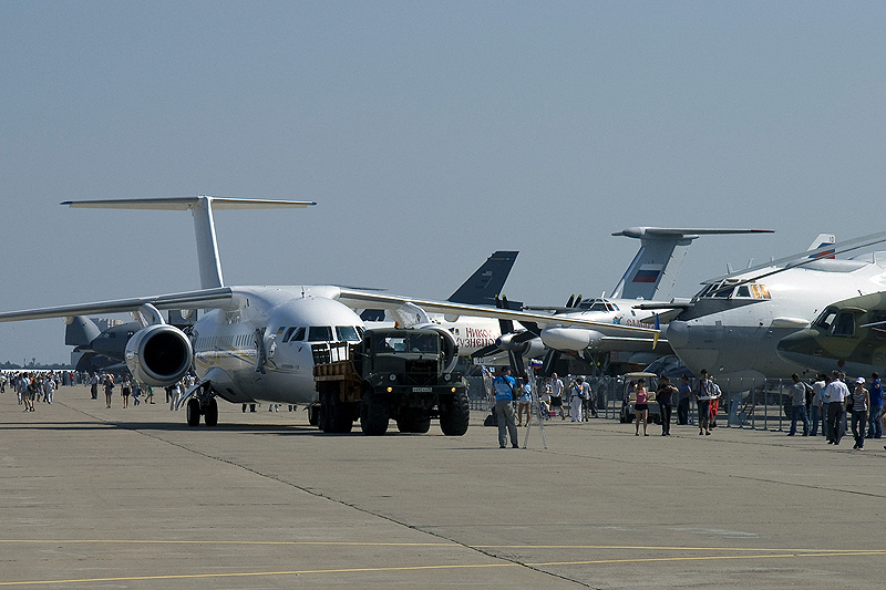 Ан-158 на авиашоу МАКС 2011
