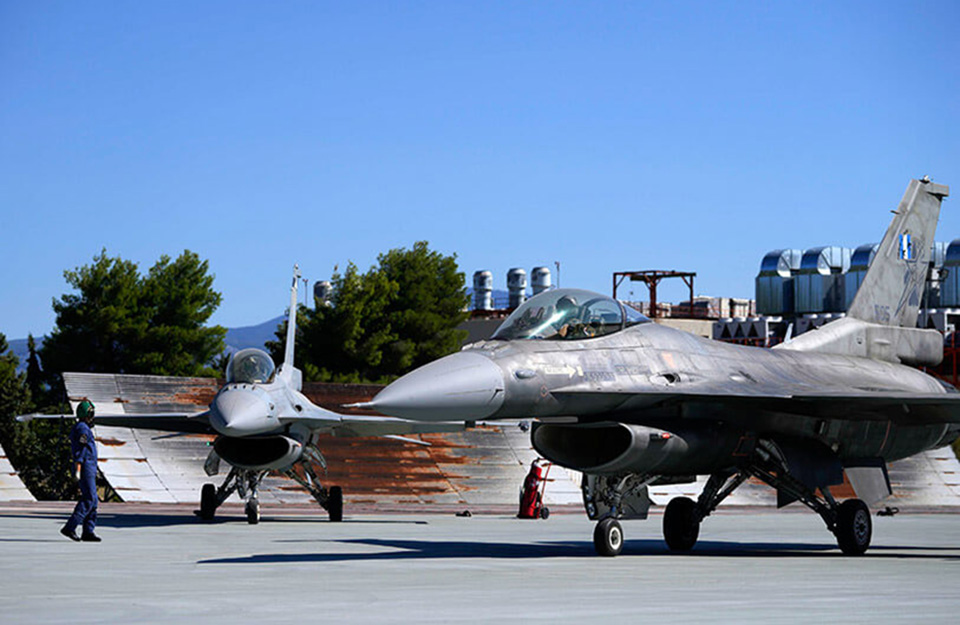 Греція теж навчатиме українських пілотів на F-16
