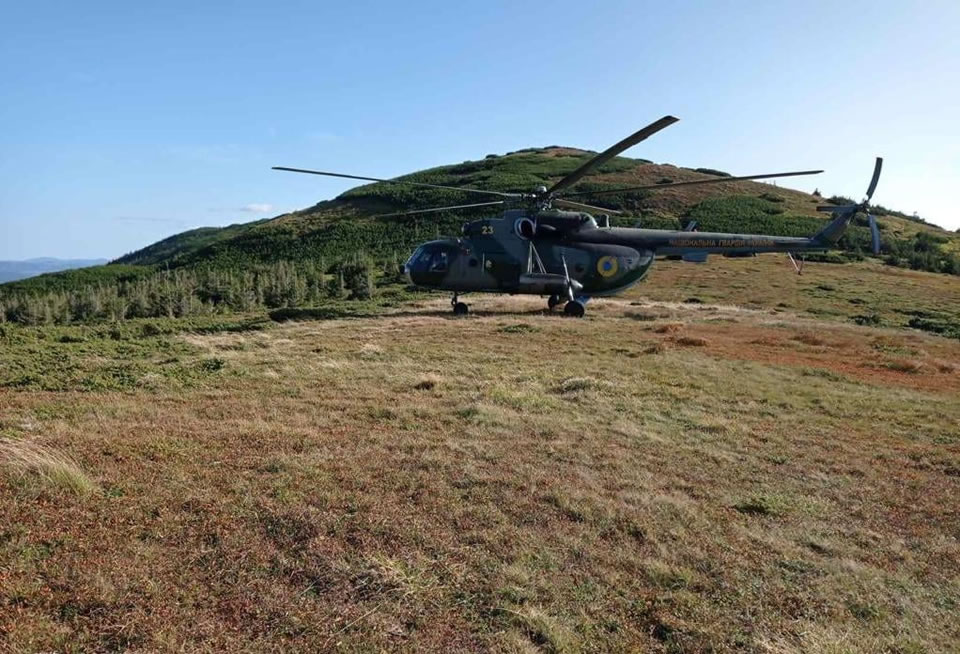 Вертолетчики-нацгвардейцы готовятся в горных условиях