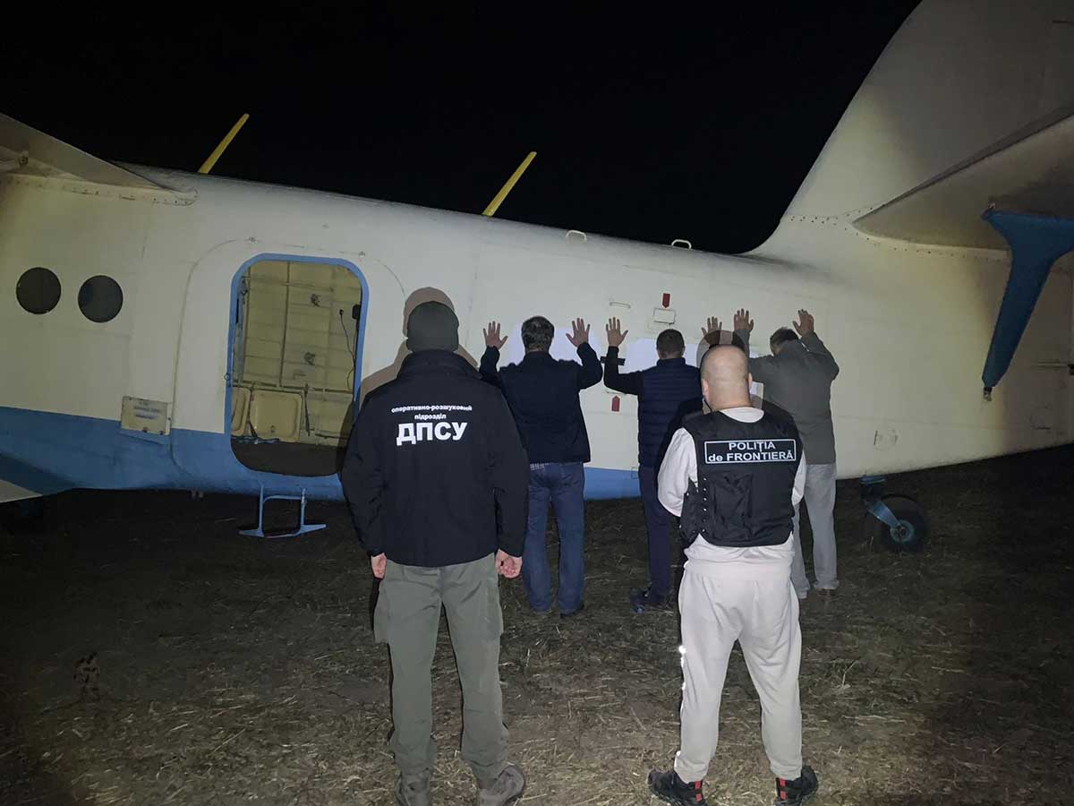 Украинскому пилоту грозит до 10 лет тюрьмы и конфискация самолета
