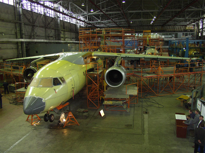 Минэкономики считает необходимым удешевить себестоимость самолетов Ан-148