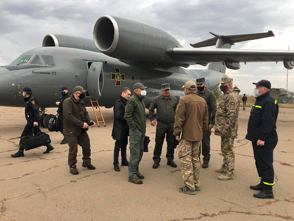 Правительственная группа вылетела на место пожаров в Луганской области