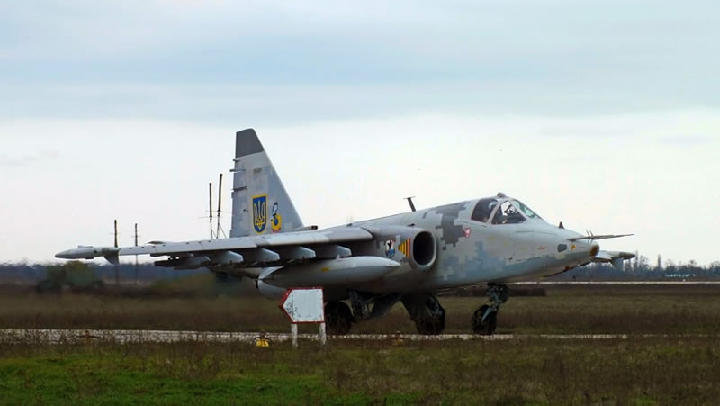 В Николаевской авиабригаде облетали модернизированные Су-25