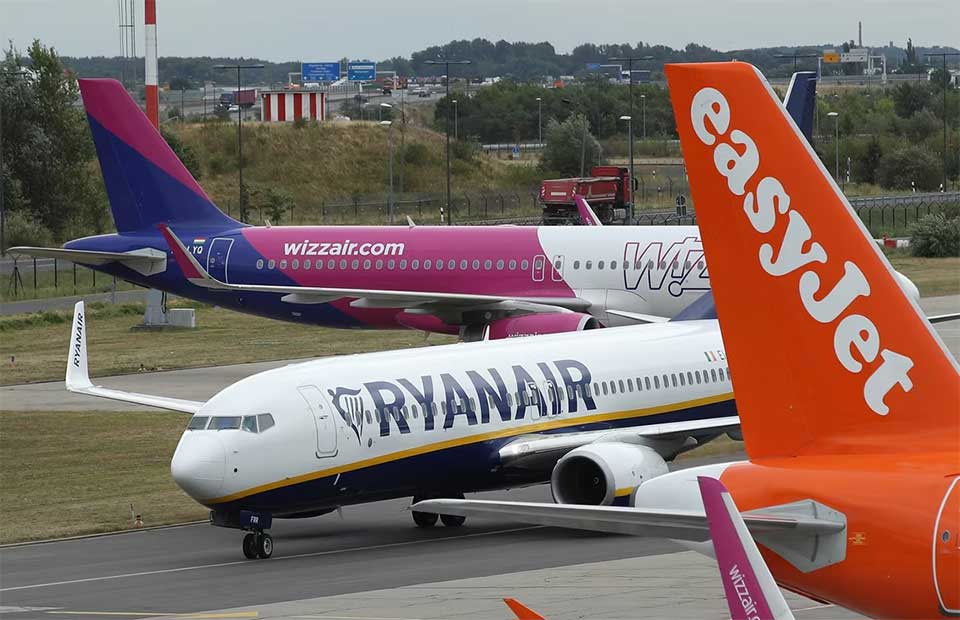 easyJet проти Ryanair чи Wizz Air: порівняємо норми ручної поклажі