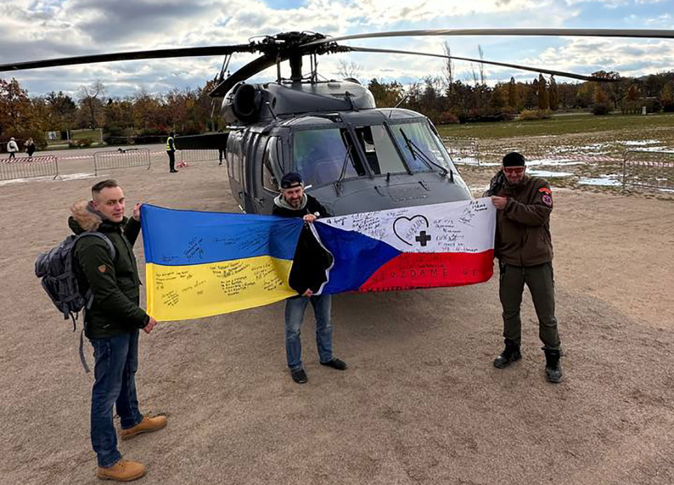 В Чехії збирають кошти на гелікоптер для ЗСУ