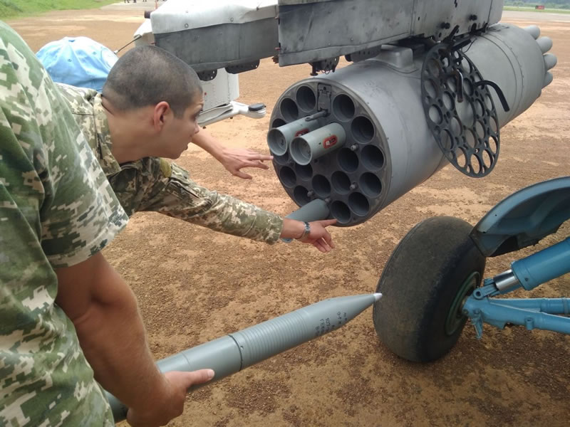 Украинские вертолетчики разгромили в Конго отряд боевиков