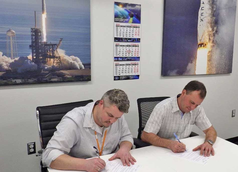 Завершена интеграция спутника Сич-2-1 с ракетой-носителем Falcon 9 