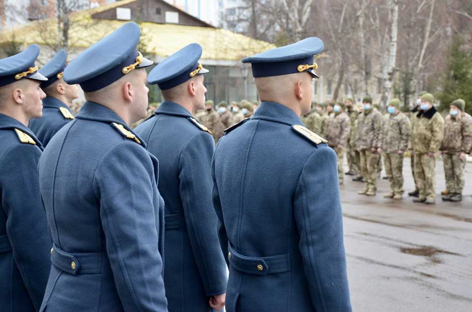 Летчики-истребители пополнили ряды Ивано-Франковской бригады тактической авиации